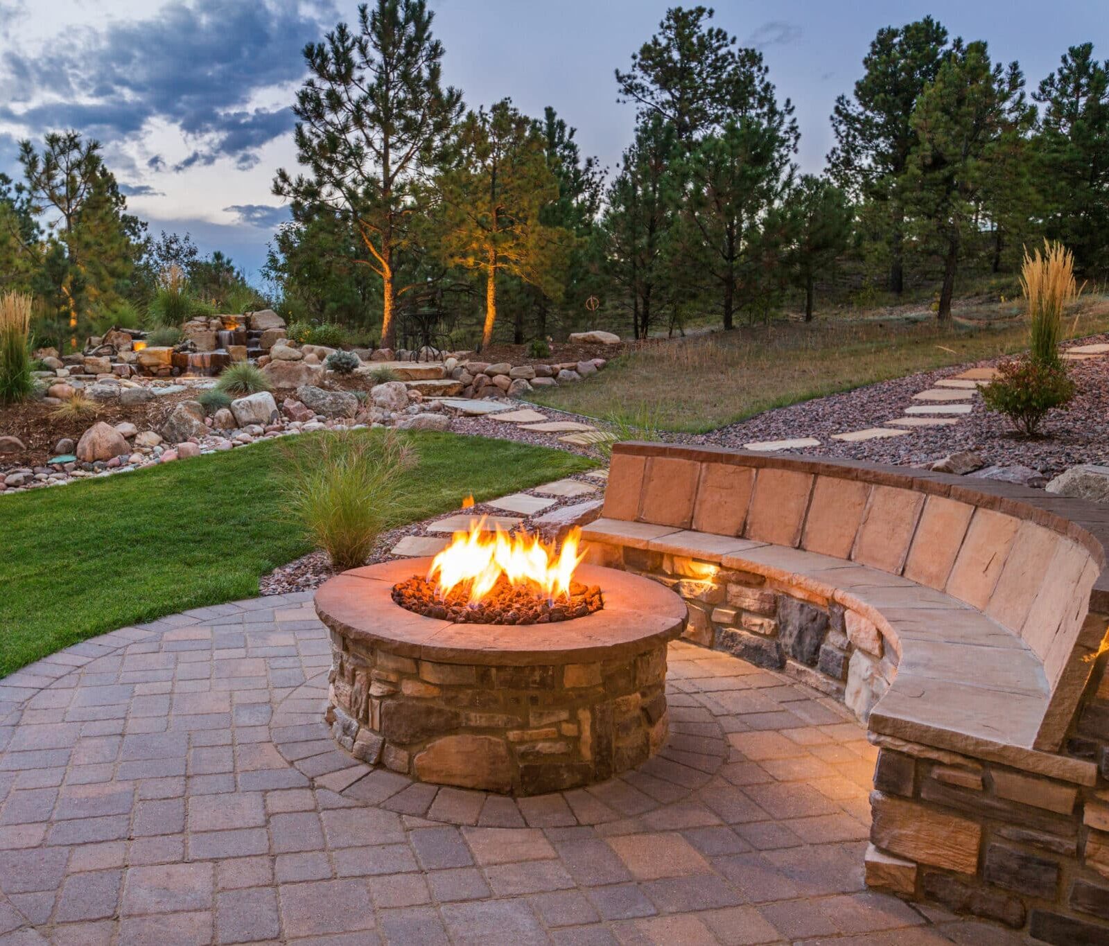 San Diego Outdoor Fireplace or Fire Pit